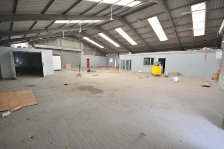 Unit 2, Bury, Warehouse To Let - Warehouse
