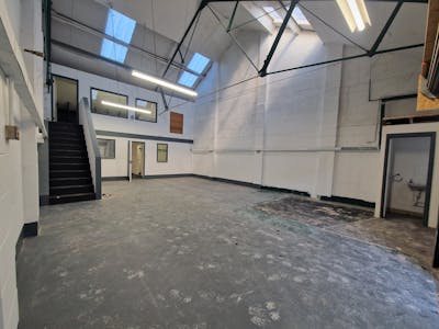 Unit 26 The Tanneries, Havant, Industrial / Warehouse To Let - 20260105_144303.jpg