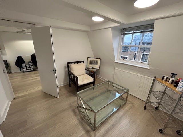 Suite 14, 27 Sheet Street, Windsor, Office To Let - Interior iii.jpg