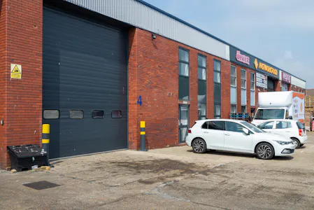 Unit A4, 125 Brantwood Road, Tottenham, Industrial To Let - Brantwood Unit 4 EXT - 2024-8.jpg
