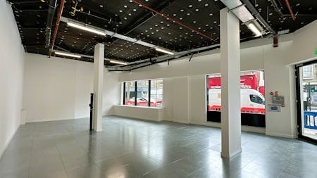 Acorn House, 314-320 Gray's Inn Road, London, Office / Retail To Let - 2026 03 16 - Retail - Acorn House, 314 - 320 Grays Inn Road, London WC1X 8DP - internal 2.jpg