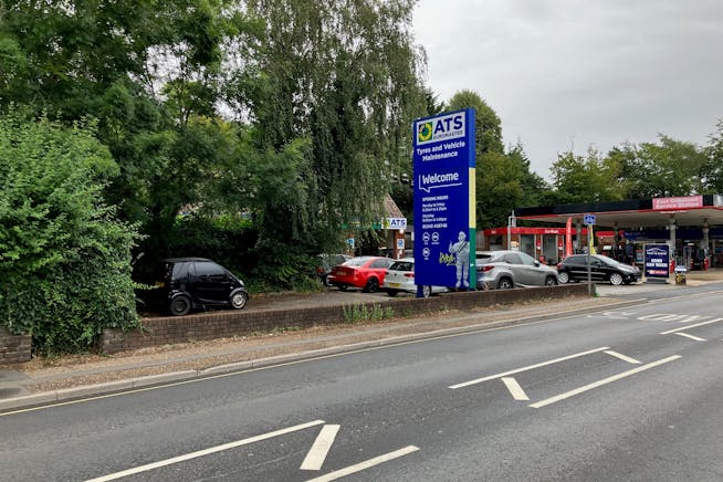 London Road, East Grinstead, Industrial / Retail For Sale - 2.jpg London Road, East Grinstead, Industrial / Retail For Sale - 2.jpg