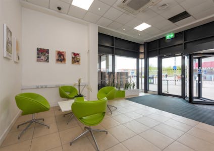 Seven House, 18 High Street, Birmingham, Office To Let - Seven House Reception 1