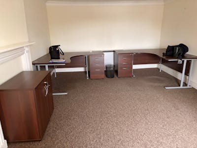 17 - 18, High Street, Battle, Office / Serviced Office To Let - Room.jpg