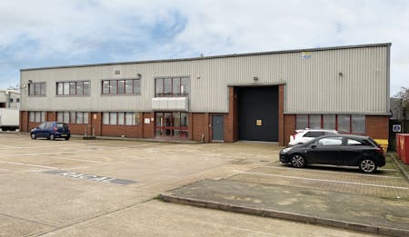 Unit 4 Waverley Industrial Park, Harrow, Light Industrial / Warehouse To Let - Unit 4 exterior 2 lighter sky.jpg
