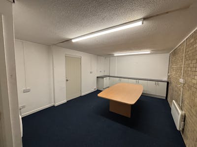 Unit 9, Ynyswen Industrial Estate, Treorchy, Industrial To Let - IMG_2463.jpg