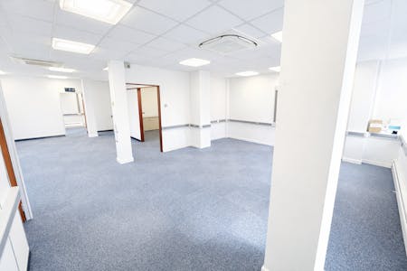 Warwick House, Kenilworth, Office To Let - edited internal 5.png