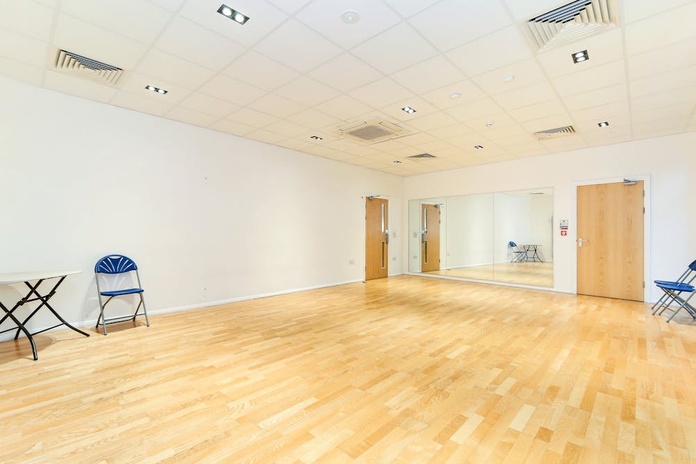 Canada Water Studios, Unit B Vancouver House - ACH_2257.jpg
