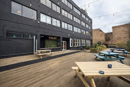 Ground floor, 445-453 Hackney Road, Hackney, Leisure / Office To Let - Back Entrance.PNG