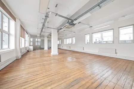 Crown House, London, Office To Let - IMG_1264.jpg