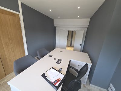 Lower Barn Farm, Rayleigh, Office To Let - WhatsApp Image 2026-04-27 at 14.00.04.jpeg