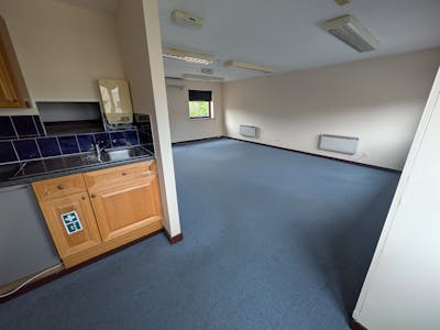 1C Merrow Business Park, Guildford, Light Industrial / Office For Sale - 1000069458.jpg