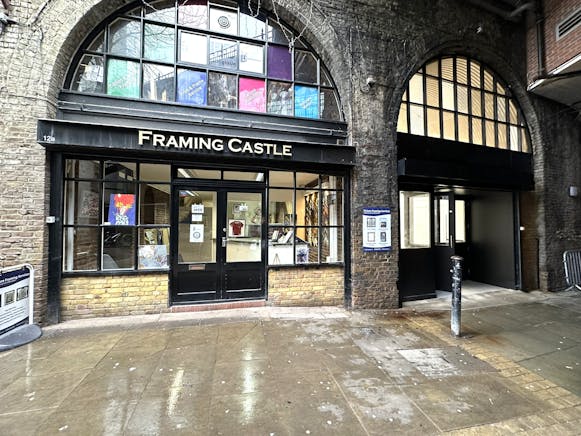 Arch 11 Goswell Hill, Windsor, Leisure / Offices / Retail To Let - IMG_4098.JPEG