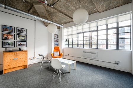 Bankstock Building, 42-44 De Beauvoir Crescent, London, Leisure / Office To Let / For Sale - De Beauvoir Cres 42 2F  1.jpg