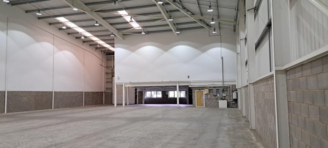 Unit 1A Henley Business Park, Pirbright Road, Guildford, Industrial / Warehouse To Let - 20240611_162330.jpg