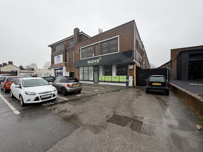 Ground Floor, 310 Haslucks Green Road, Solihull, Retail / Trade Counter To Let - Photo 13-02-2026, 09 38 09.jpg