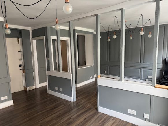 37 Great Queen Street, London, Offices To Let - Front offices