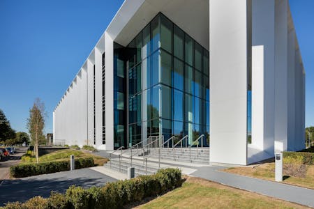 234 Bath Road, Slough, Office To Let - 234 Bath Road  Slough Trading Estate Offices 9.jpg