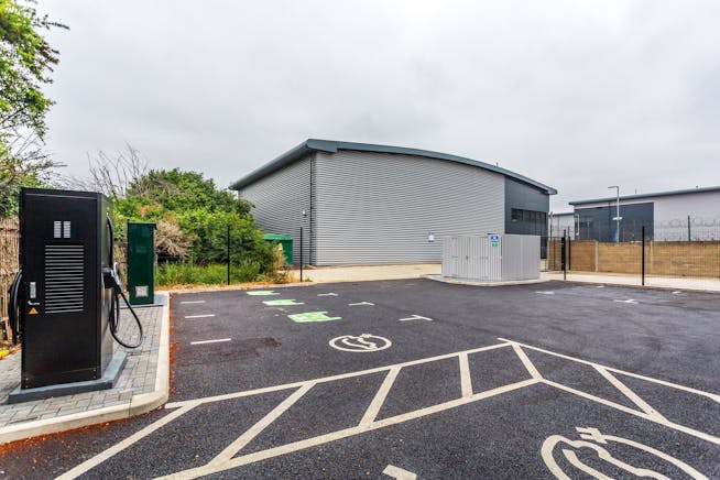 Prince House, Station Road approach, Waltham Cross, Industrial To Let / For Sale - HLP_T_250428_3118.jpg