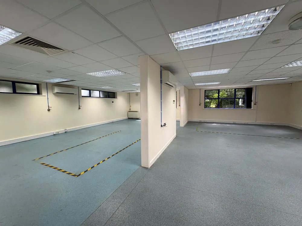 Faraday House, 7 Landscape Close, Bicester, Office To Let - IMG_3036.jpg