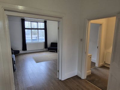 27 London Road, Alderley Edge, Investment / Office / Retail To Let - 20260227_085901.jpg