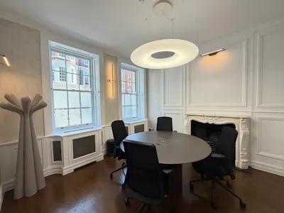27 Grosvenor Street, London, Office To Let - IMG_7587.JPG