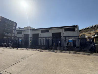 Unit 6-10, London, Industrial / Warehouse To Let - ChatGPT Image Jul 20, 2026, 04_57_06 PM.png