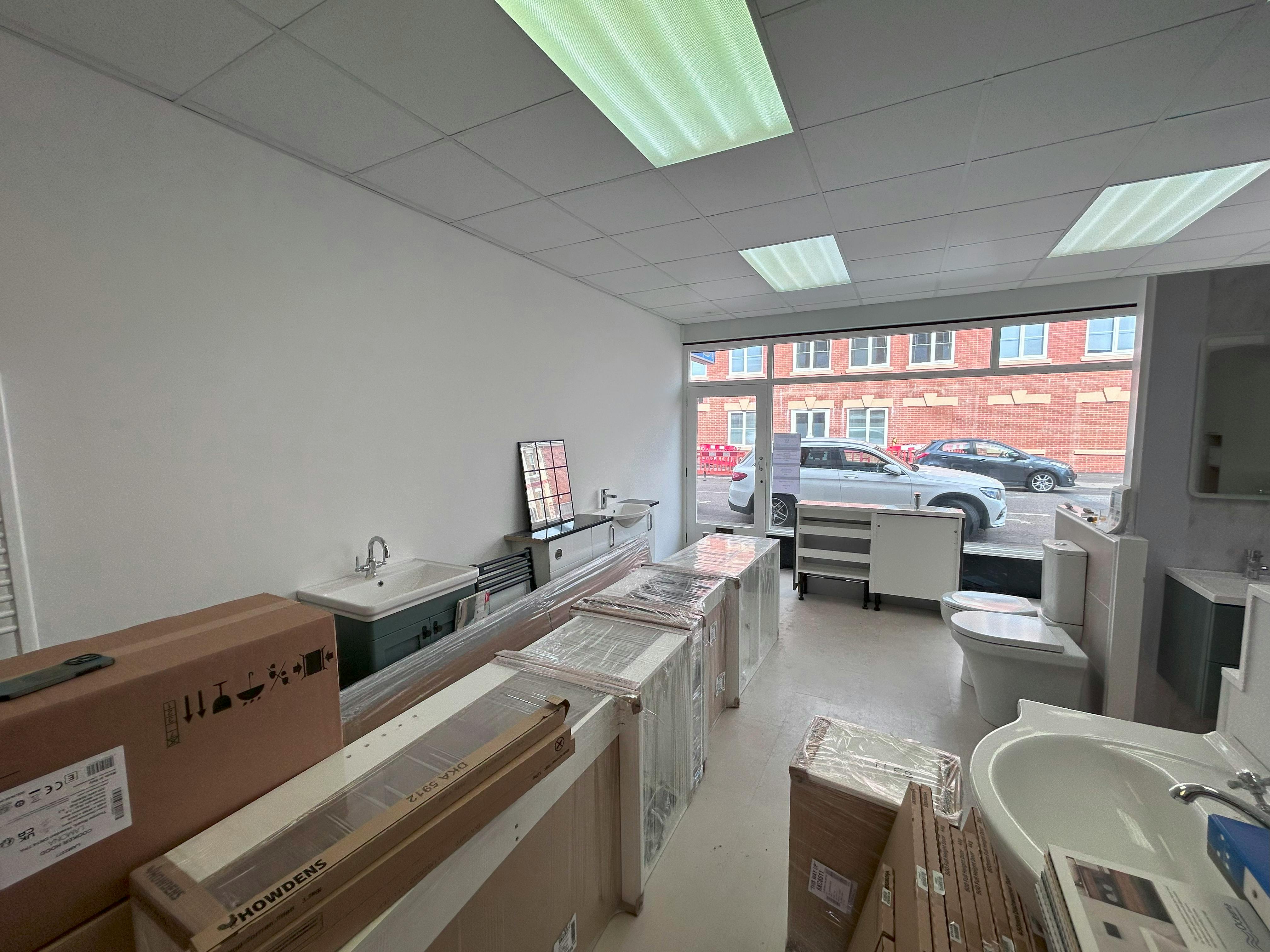 Retail/Shop in Bournemouth - photo 2