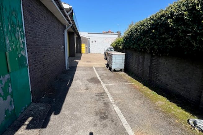 15-19 Dragon Street, Petersfield For Sale - Unknown16.jpeg 15-19 Dragon Street, Petersfield For Sale - Unknown16.jpeg