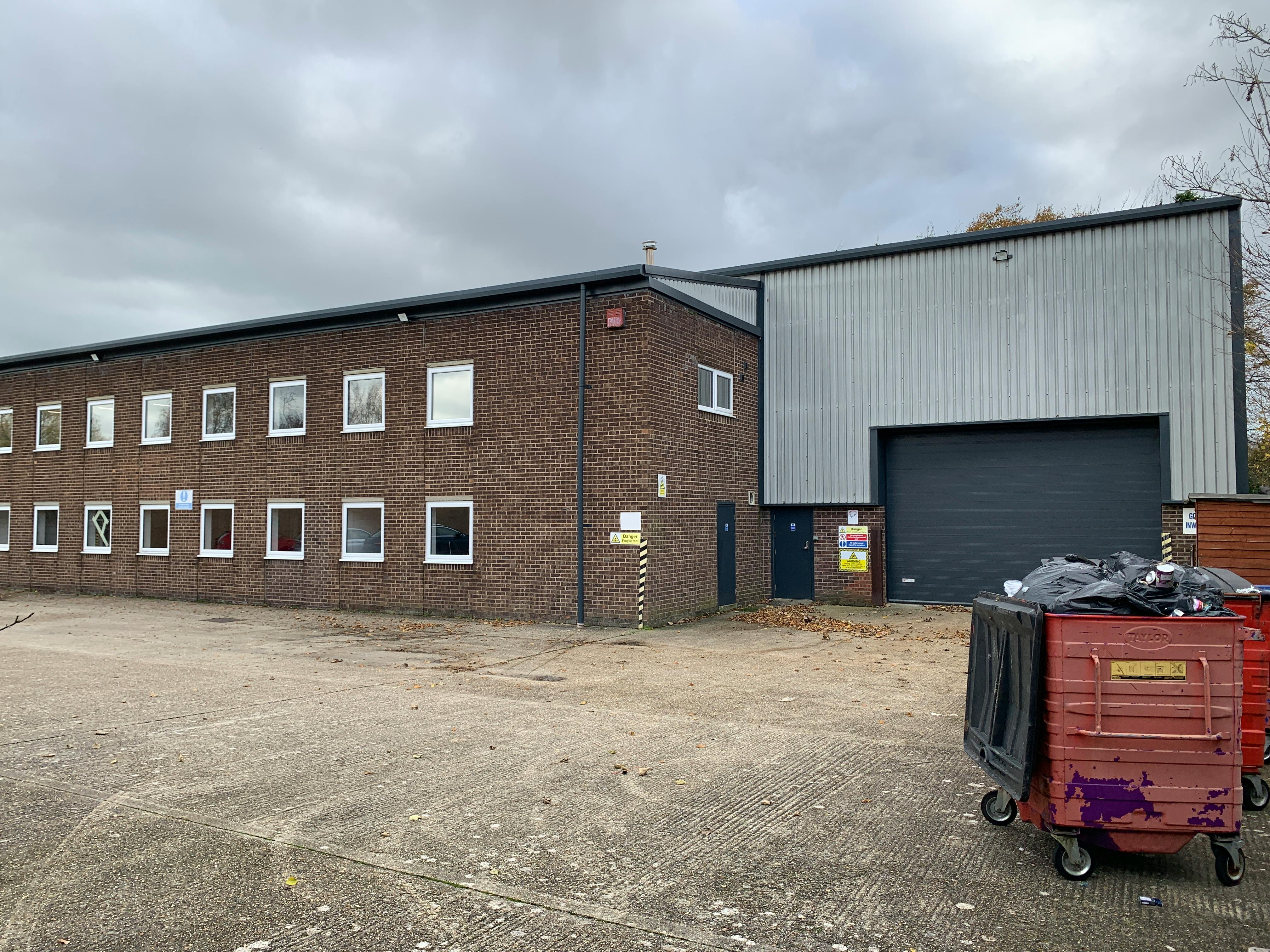 Office in Southampton - photo 3