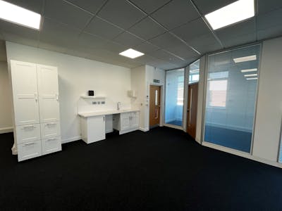 Unit 34 Orbital 25, Watford, Warehouse To Let / For Sale - internal office 1.jpg