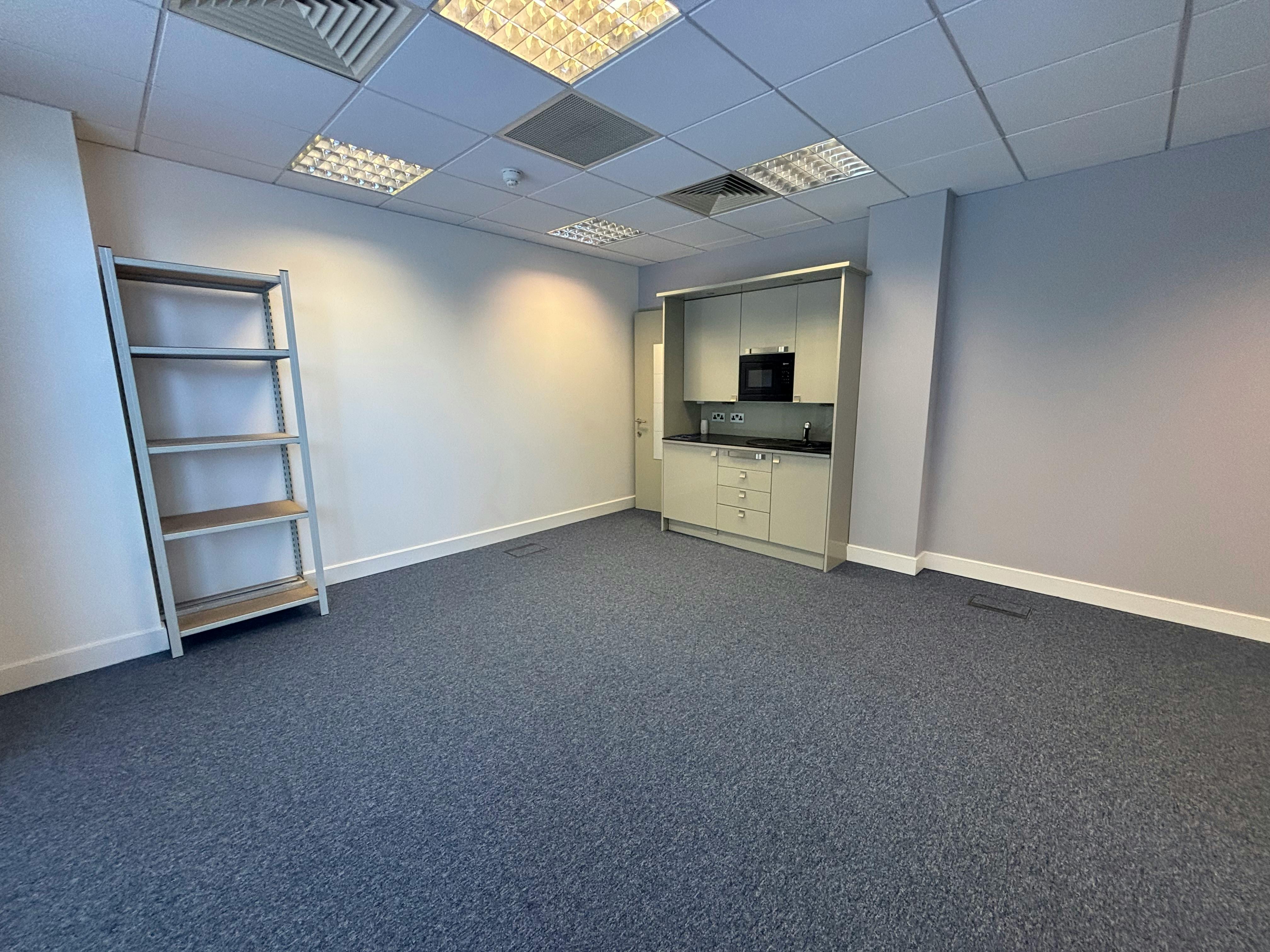 Suite 7, 2 Station Court, London, Office To Let - IMG_4848.jpeg