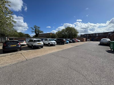 416 Whitmore Way, Basildon, Office / Retail To Let - IMG20250912WA0006.jpg