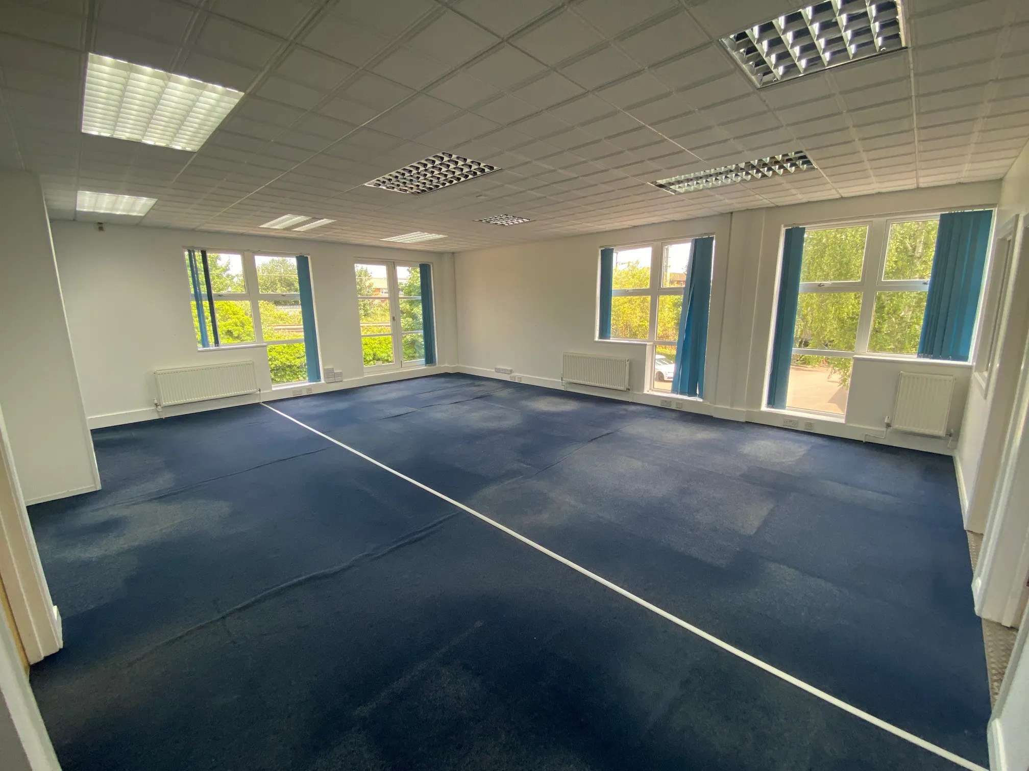 10 Progress Business Centre, Slough, Offices / Offices To Let - 10 Progress internal.jpg