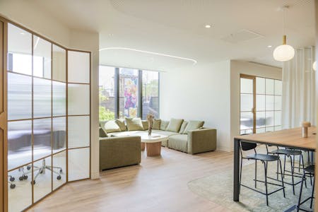 23 Hewett Street, London, Office To Let - DSC06705.jpg