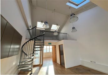 Unit 307, Harbour Yard, London, Office To Let - Picture 1.jpg