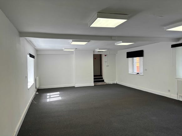 New Mills offices, Libbys Drive, Stroud To Let - Int 1 1st.jpg