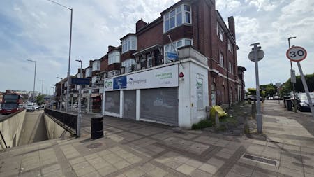 61-63 Watford Way, London, Retail To Let - d4ac7c0b-c9d7-495a-992e-97bdb61b73e7.jpg