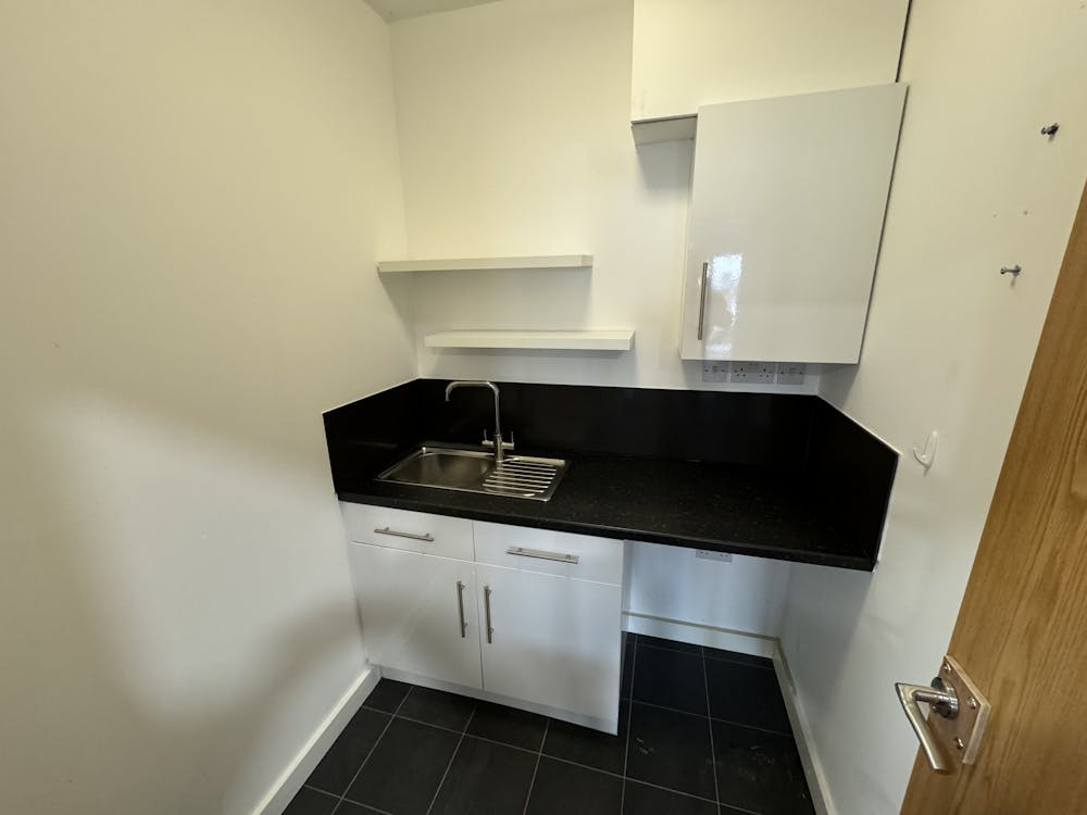 19 Kenyon Forge, Kenyon Street - Photo 18112024 11 09 19.jpg