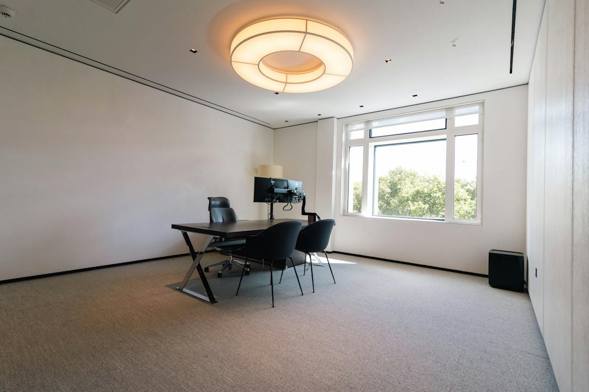 2d04d8ac307bec9ec659e3832287b0e1 11