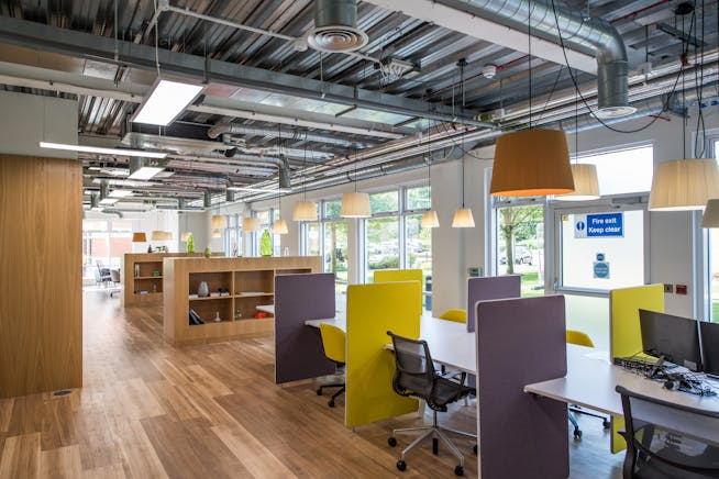 Spaces (Regus), Building 1, Chalfont Park, Gerrards Cross, Offices / Offices To Let - JB_SpacesGerrardsCross140820171353.jpg