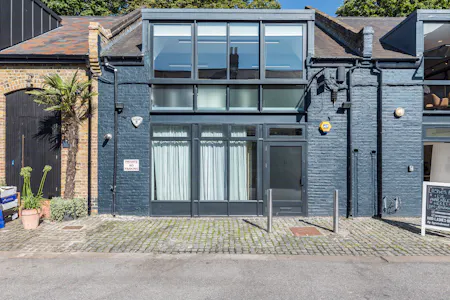 Lonsdale Road, Queens Park, Office To Let - RCMM5432.jpg