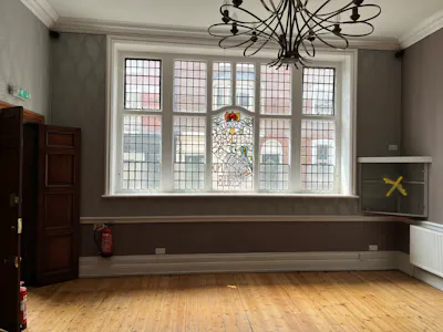 7-11 Temple Street, Aylesbury, E (Commercial / Business / Service) For Sale - 20260728_113208771_iOS.jpg