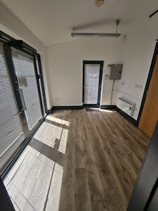 Unit 6 The Stables, Manchester, Office To Let - 20250702_135446.jpg