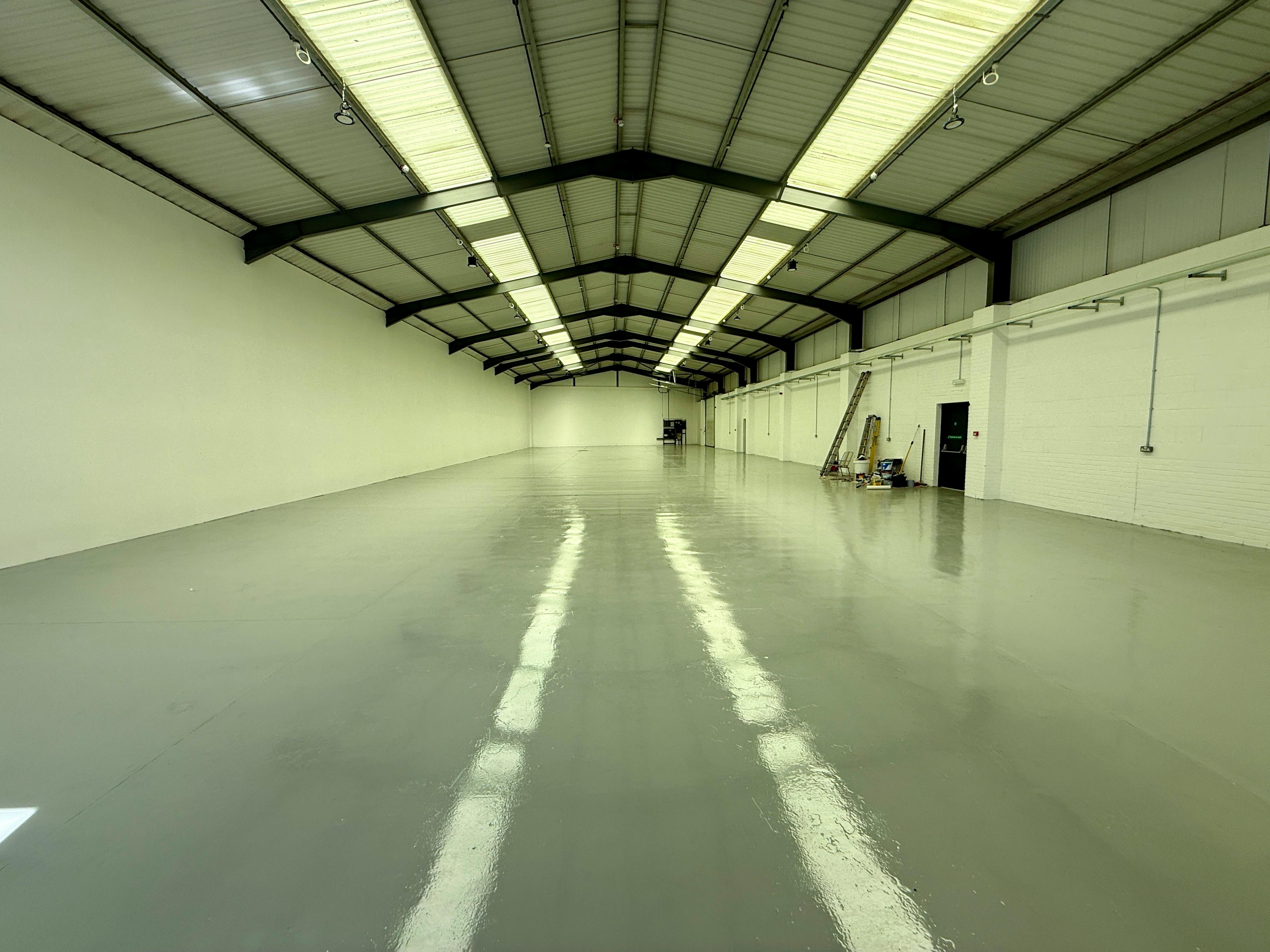 Industrial Unit in Poole - photo 2