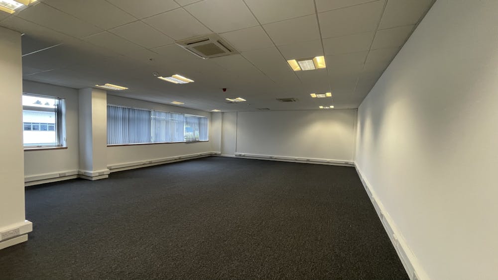 Unit 13, Finepoint, Finepoint Way - Image 4