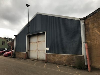 Unit 1 & 2 Redland Moorhouse, Westerham, Industrial To Let - Unit 12 Photo 3.jpg