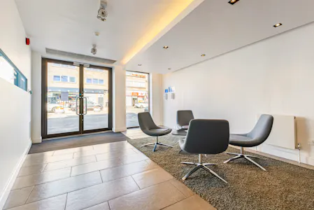 Ground Floor Office, 5 Chalfont Court, Amersham, Office To Let - 111059_Ground Floor 5 Hill Avenue (6).jpg