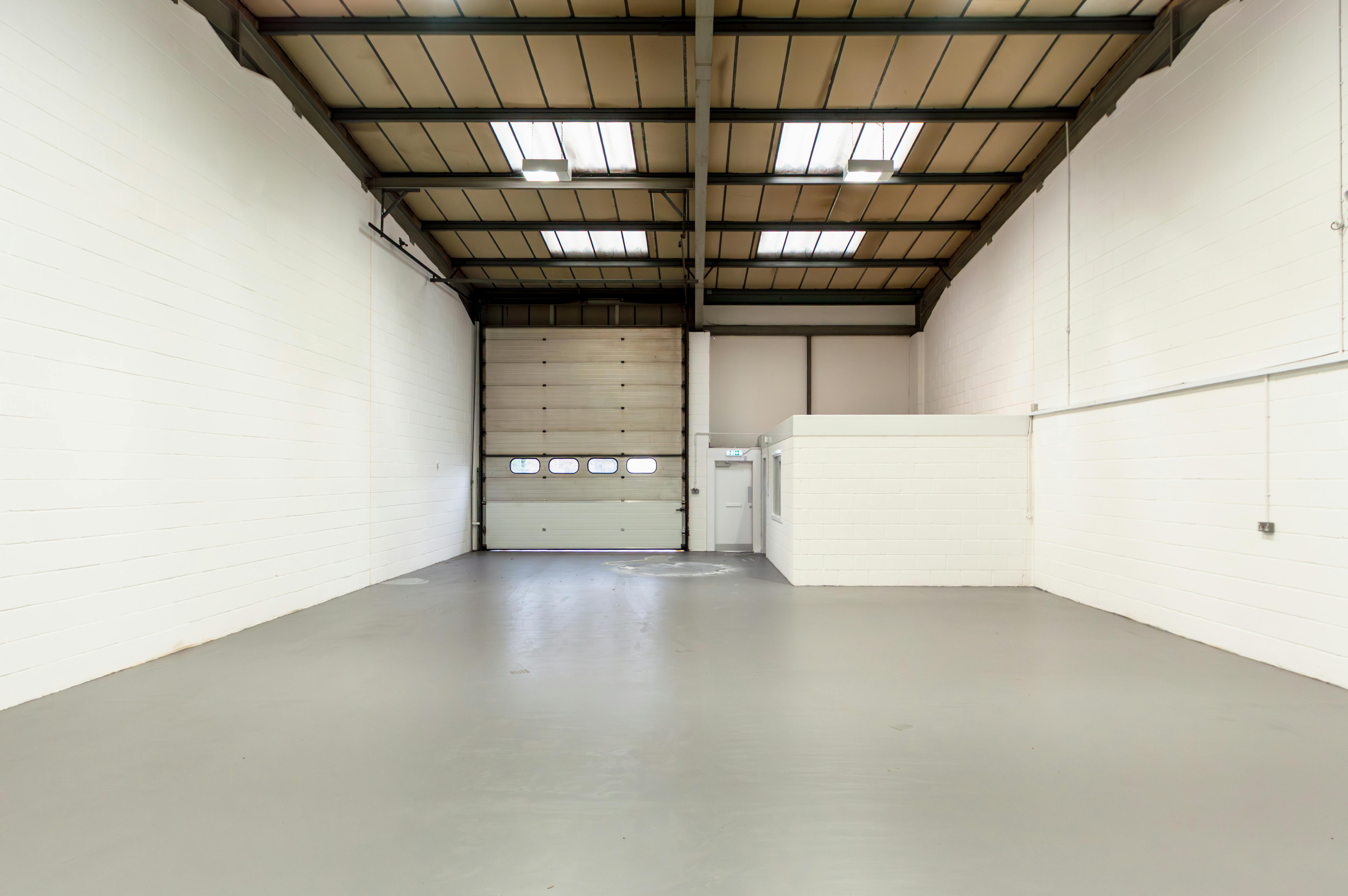 Industrial Unit in Poole - photo 2