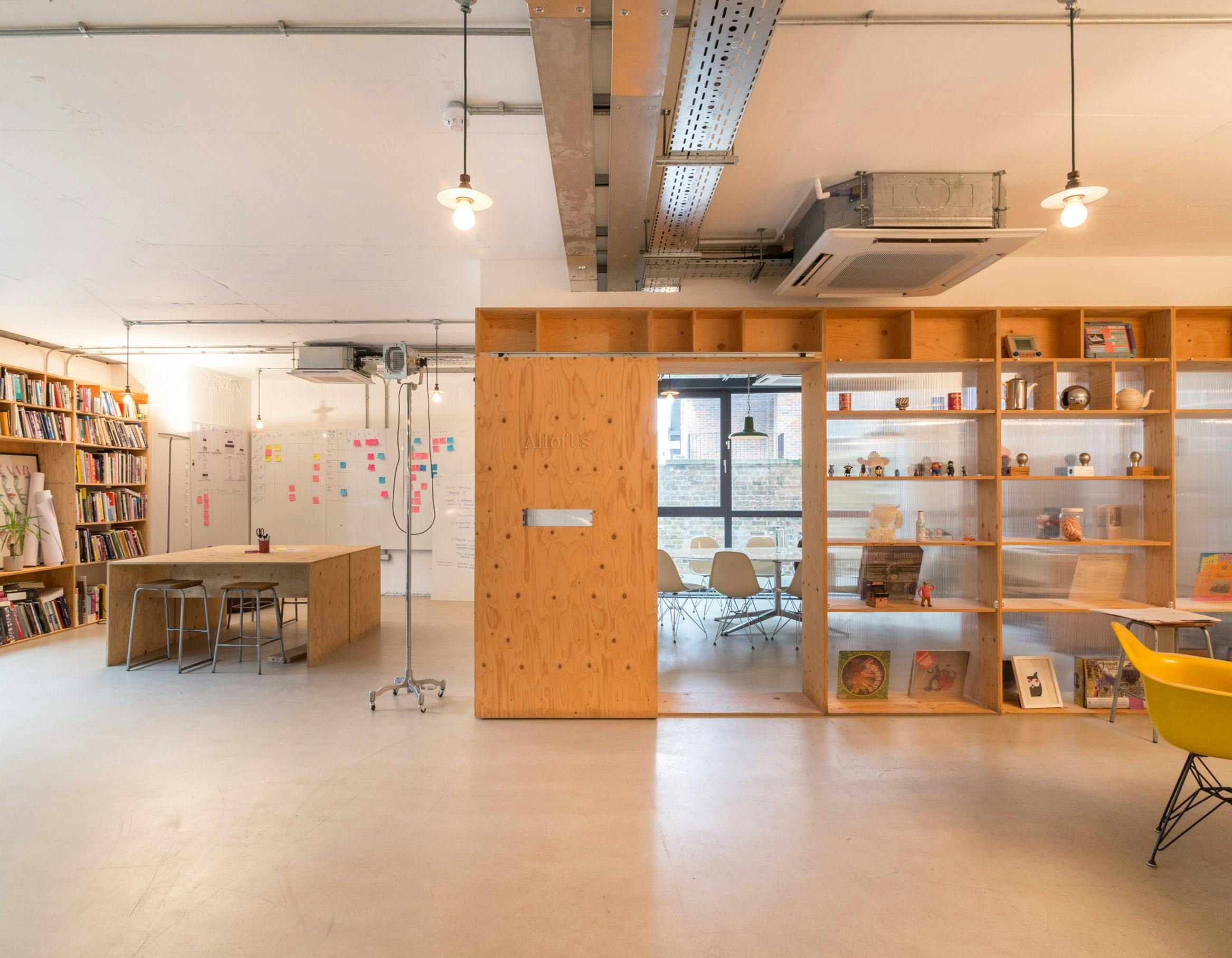 Office in London - photo 2